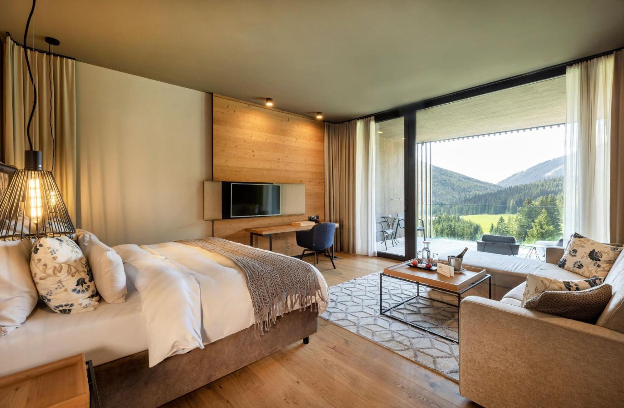 Hotel Almwellness Pierer 4*